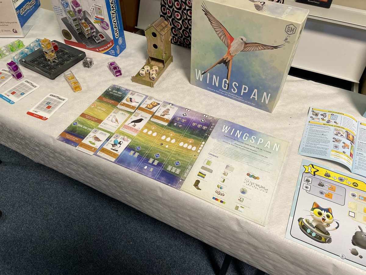 ThomasTMTM13's tweet photo. I official love @westsidelib, this is my favourite board game, I was playing this online during #LAIGalway2022.  @LibrariesGalway I wanna work there now! https://t.co/KCD7E5GiS8