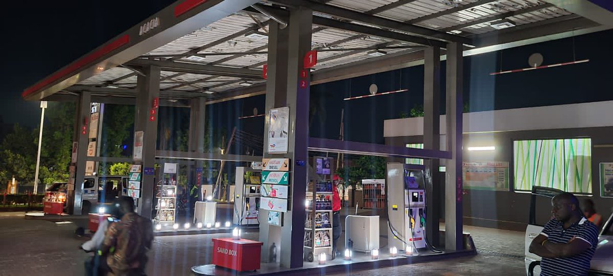 TotalEnergiesUG's tweet photo. It was an exciting night at the #TotalEnergies Acacia station as we shared a full solar 💡 experience with our customers. #SolarNight 🇺🇬 #AfricaCustomerWeek #renewableenergy https://t.co/MdEcajrVqJ