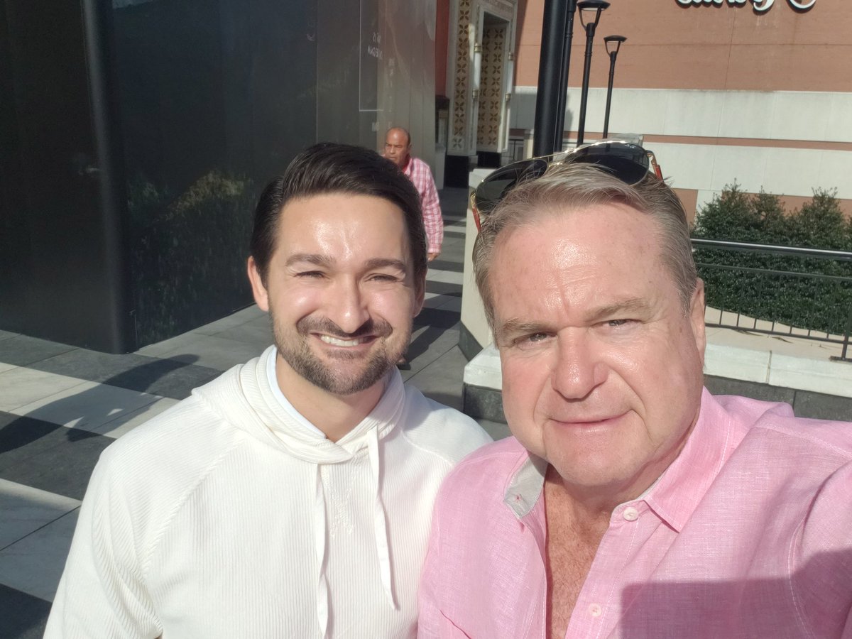 SteveBuckhantz's tweet photo. Nice to get together with @ZacharyLeonsis 
Enlightening chat....
Promising future...
@WashWizards 
@PChenier45 https://t.co/1DJHMCgIAw