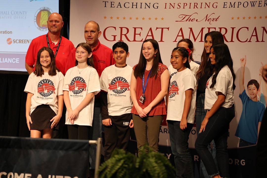 AvilleCityBOE's tweet photo. Meet our newest Liberty Legacy Super Citizens! The Super Citizen program helps educators teach civics, character, financial literacy, careers, and service learning in ways that engage, excite, and empower students. #AlbertvilleCitySchools https://t.co/5ouXBOuxcP