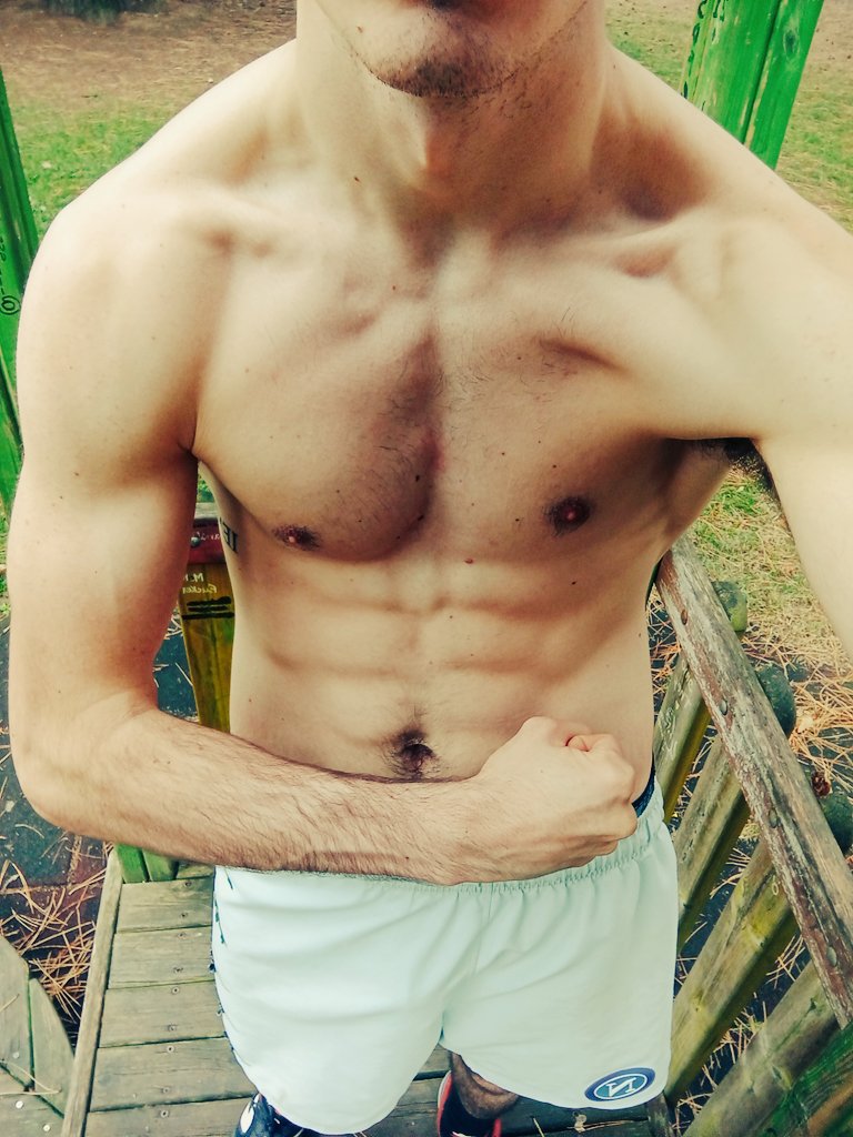 Insulsi, insignificanti, inetti, sfigati, patetici, servili, schifosi, nauseanti. 
Devo aggiungere altro?

#findom #finDom #gayfindom #findomgay #cashmaster #paypig #cashslave #findomitalia #gay #gayboy #humiliation