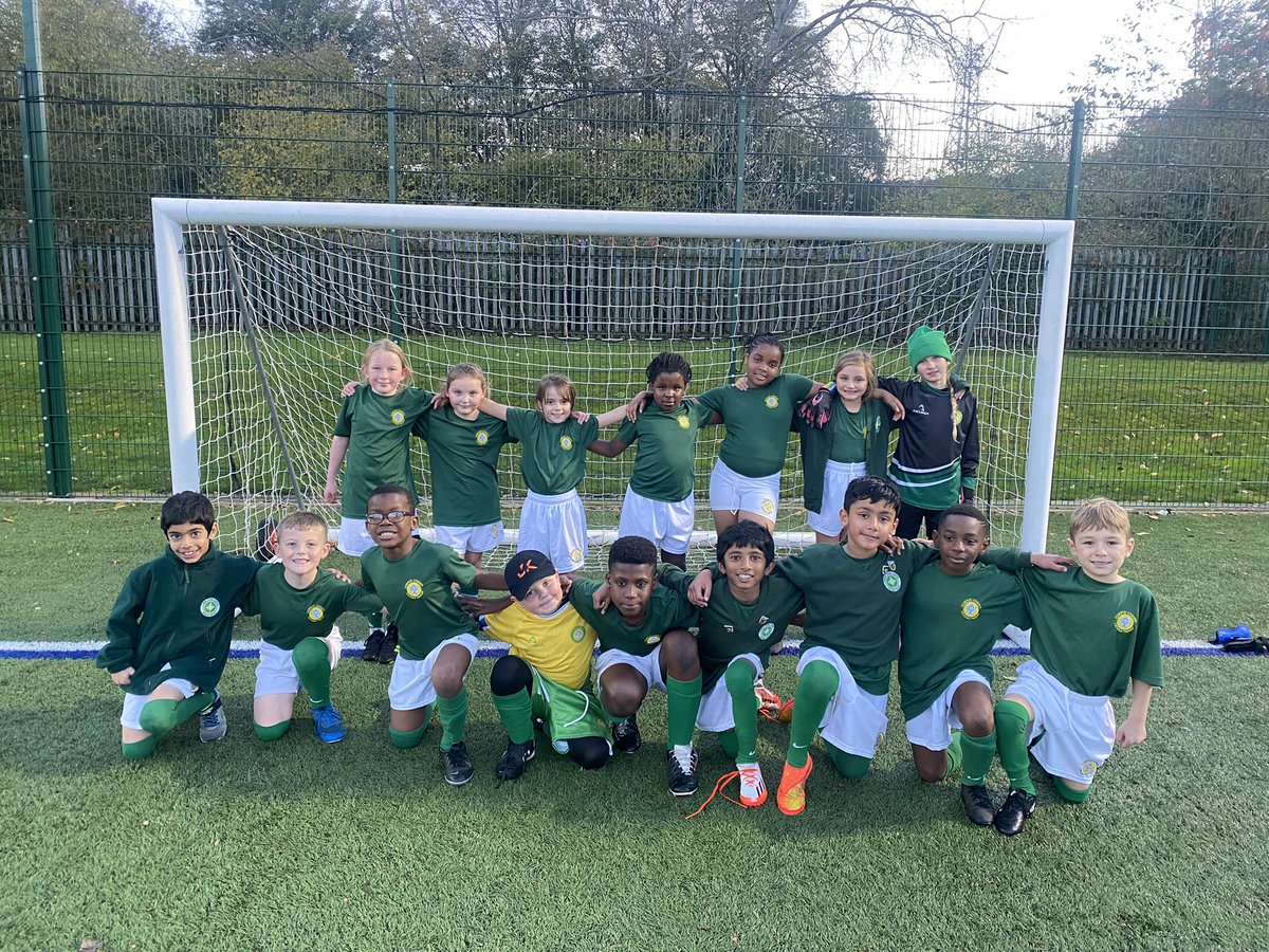 Corpus Christi PE (@pecorpus) on Twitter photo Our Yr 3&4 teams played their first ever games yesterday as welcomed <a href="/SacredHeartCov/">Sacred Heart School</a> to Corpus⚽️ Both teams gave 100% and it was a great opportunity for some of our up and coming footballers to show off their talents! Well done everyone💚 Our Yr 3&4 teams played their first ever games yesterday as welcomed <a href="/SacredHeartCov/">Sacred Heart School</a> to Corpus⚽️ Both teams gave 100% and it was a great opportunity for some of our up and coming footballers to show off their talents! Well done everyone💚