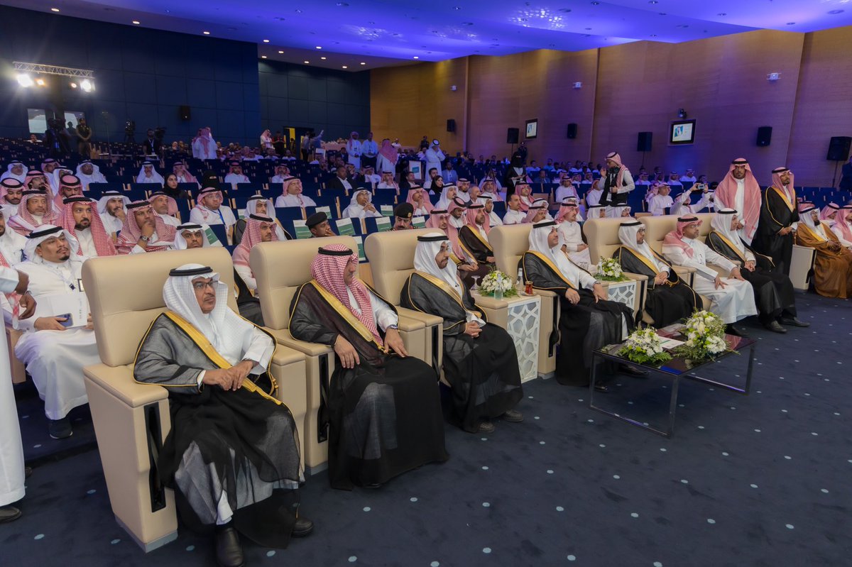SaudiNews50's tweet photo. محافظة الأحساء تشهد انطلاق أعمال ملتقى منشآت المركز الوطني للشراكات الاستراتيجية، وتوقيع اتفاقيات تدريب وتوظيف للكوادر الوطنية في تخصصات نوعية مع شركات وطنية وعالمية.

#ملتقى_الشراكات_الاستراتيجية https://t.co/DJxRusqGKY