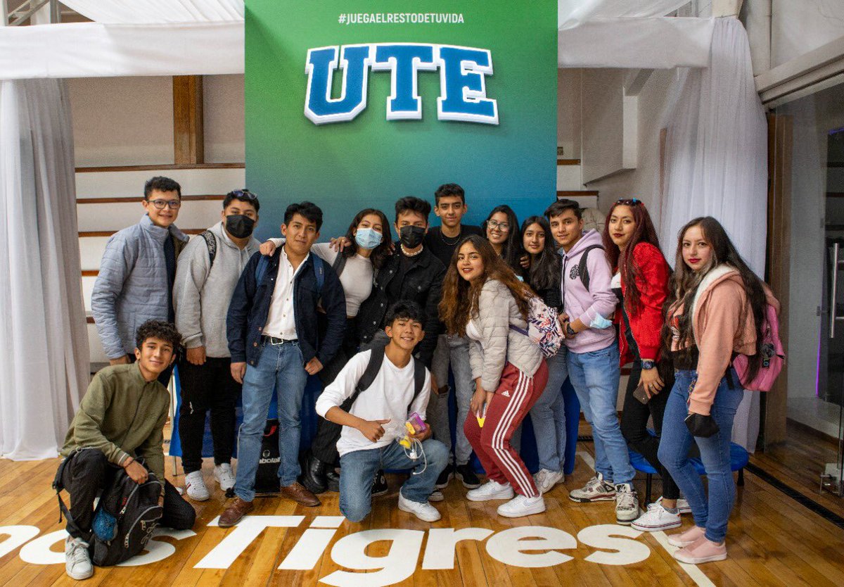 UTEoficial's tweet photo. #ComunicaciónUTE | Con música, danza, canto, trivias y mucha buena vibra, la UTE celebró la bienvenida de sus nuevos estudiantes. ¡Bienvenidos a la mejor universidad del Ecuador! 🥳🎉
✔️Lee la nota completa en ➡ https://t.co/Az5uBW6onY

#UTE #Trasciende #BienvenidosALaUTE https://t.co/4HROPAvrSV