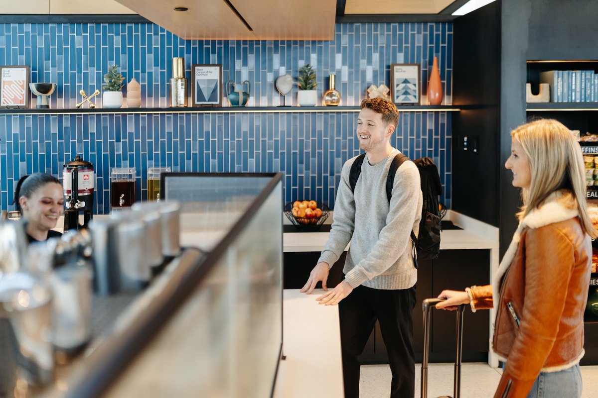 united's tweet photo. Grab and... go! ✈️  
Check out United Club Fly, our newest club in @DENAirport, where there's no checkout! Members can just quickly grab pre-packaged snacks and drinks and head right to their flight. There's also a next-level coffee bar. ☕️ https://t.co/QIdAkm4CBi