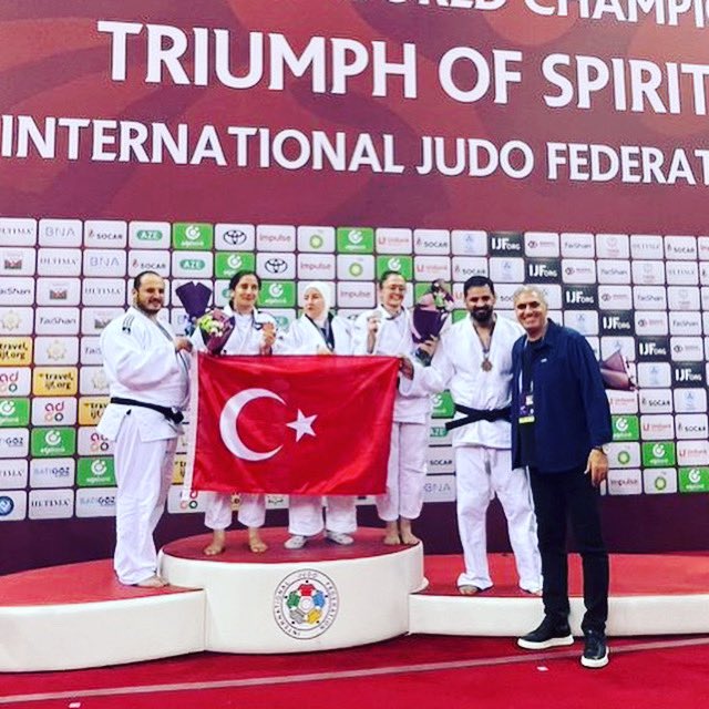 🥋IBSA Para Judo Dünya Şampiyonası’nın 2. gününde sporcularımızdan 5 madalya daha.
🇹🇷🇹🇷🇹🇷👏🏻

🥇Esmer Taşkın, J1-70kg
🥈Raziye Uluçam, J2-70kg
🥉Nazan Akın, J1-+70kg
🥉Onur Taştan, J1-+90kg
🥉İbrahim Bölükbaşı, J2-+90kg