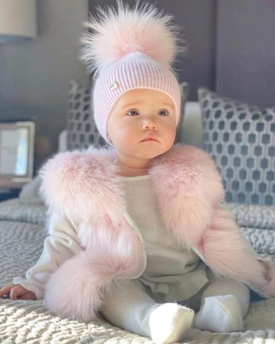 <a href="/KhrsYwn/">أبو جود</a> الصلاة هي الثوب الذي تلبس به النفس التي تريد أن تكون في حضرة الله
الإيمان يأخذ روحك إلى الجنة ، لكنه أيضًا يجلب الجنة لروحك
من خلال العطاء من جمال روحك ، سوف تحصل على أكثر من ذلك بكثير.  الله لديه طريقة رائعة في مكافأة لك