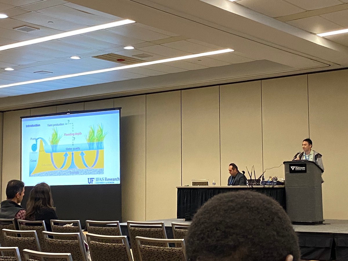 UFSustainableAg's tweet image. We came, we presented, we are exhausted….#asa2022 @EvergladesREC @ErecStudent @SoilWaterSci