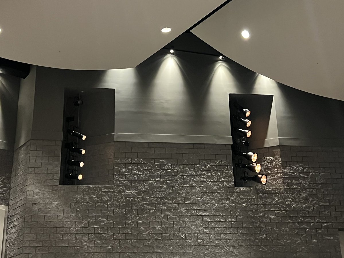 Just hung new lights in the right hand box boom. They look mean.