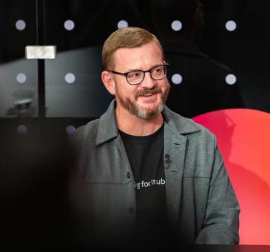 splunk's tweet image. Asking an architect, a software developer and a #DevOps pro what app modernization means will probably yield *very* different answers. For our own Garth Fort, he’s focused on the benefits rather than the definition - more on @InfoWorld: splk.it/3NTUMDm #TurnDataIntoDoing