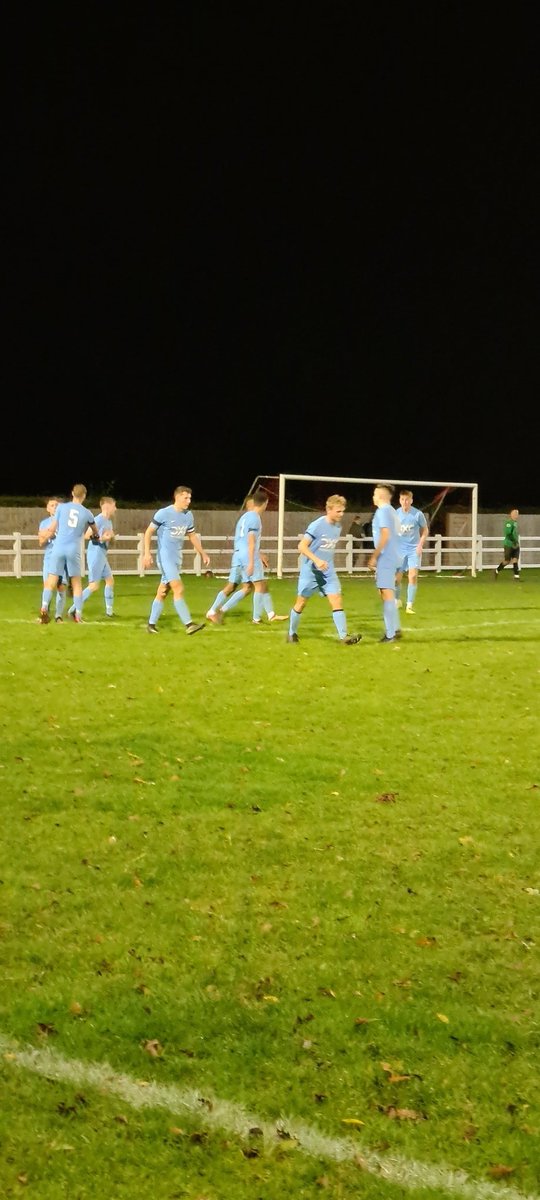 GOAL💥💥Great finish from Matt Hendry after a tidy pass from Cam Wheat. 
Huntingdon Town 0 RAF U23 3
@RAFFootball <a href="/RAFSRT/">RAF Senior Representative Team (Men)</a> <a href="/RAFWomens/">RAF Senior Representative Team (Women)</a> <a href="/DXCTechnology/">DXC Technology</a>