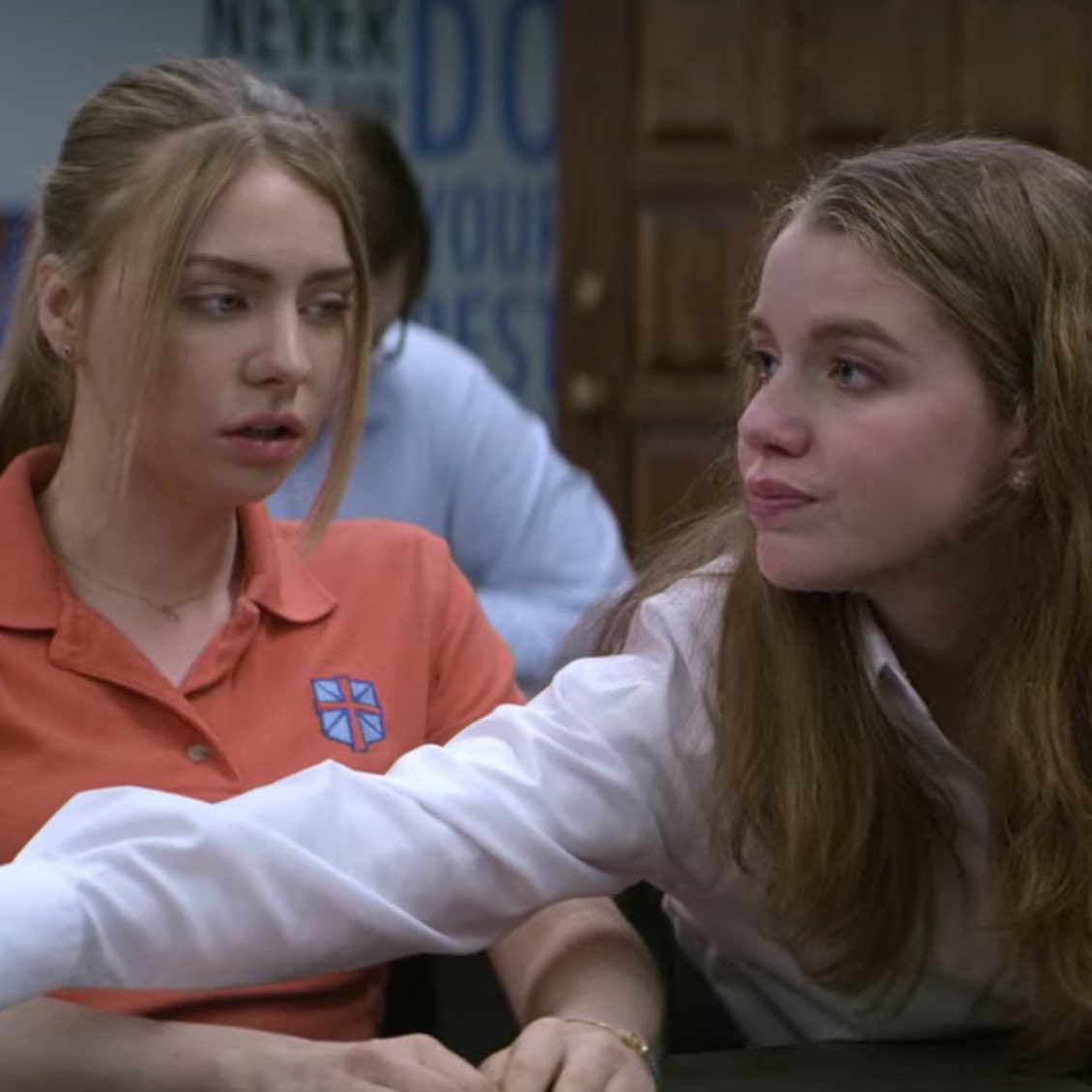 sapphicsource's tweet photo. Teenage Bounty Hunters (1 season)

Sterling and April #stapril https://t.co/eRJZSloHER