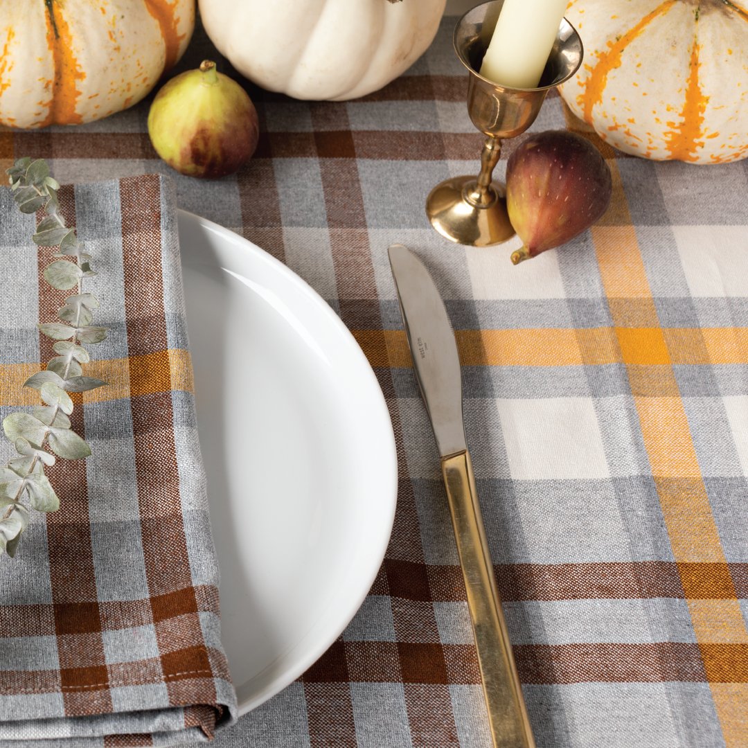 nowdesigns's tweet photo. Consider your Thanksgiving tablescape planned. Set your table in a field of gold with our Maize Plaid Collection 🧡 https://t.co/GkVowPk4f1
