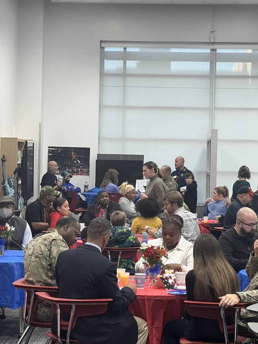 Catherine Porter-Lucas tweet media