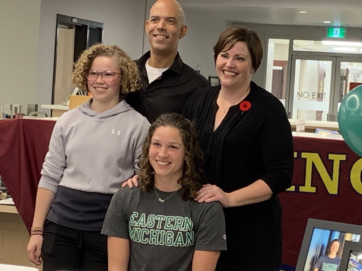 bantingbroncos's tweet photo. Congratulations to Siporah Sang on her signing with Eastern Michigan University for swimming. Your family, coaches and teachers are incredibly proud of your accomplishments! @bantingbroncos https://t.co/5svqKE1gGz