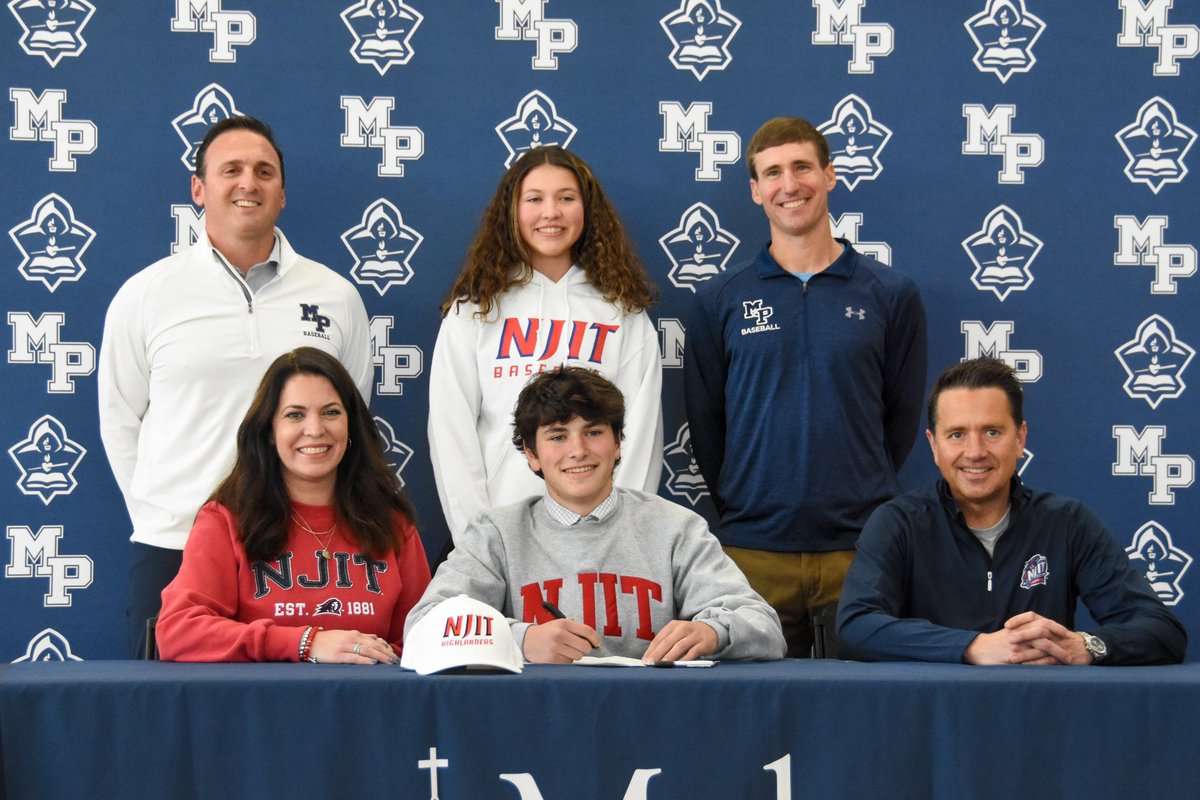 JackStead05's tweet photo. Very thankful for these people. Couldn’t of done it without them.      @NJTechBaseball #rolltech  @erinstead @narberth216 @elkind_ken @coach___miller @CoachHilliard16 https://t.co/SBTX0snXCc
