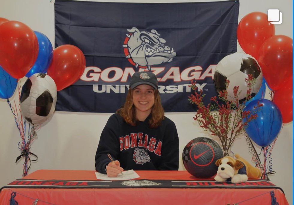 GrantWSoccer22's tweet photo. Congrats to Michaela at the next level! @zagwsoccer https://t.co/GeZw3pui4G