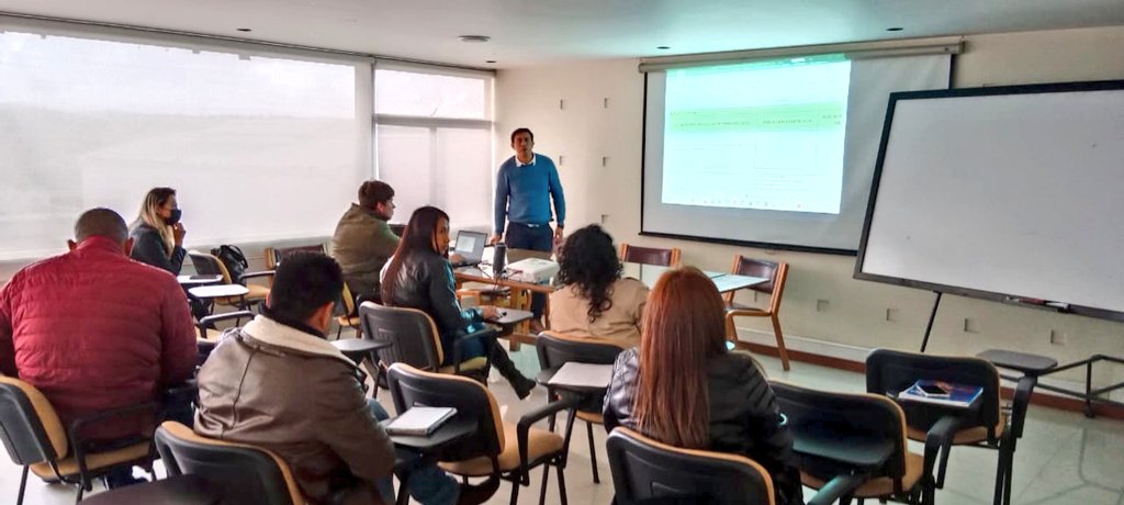 SecAmbienteBoy's tweet photo. Participamos en la Mesa Técnica Intersectorial de Articulación "Condiciones para la Educación" cuyo objetivo es la armonización de metas en el Plan de Desarrollo. https://t.co/50YJRE5AcZ