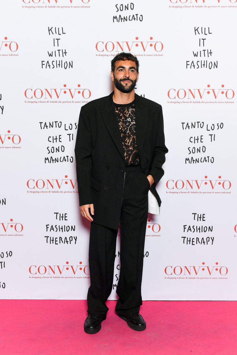 MaisonValentino's tweet photo. #MarcoMengoni attended the #ConvivioMilano in an all-black Valentino suit from Pre-Fall23, featuring a floral lace shirt styled by #LorenzoPosocco https://t.co/MRTOl9Q3aV