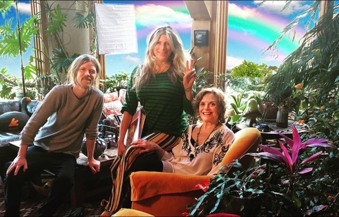 OOTWProd's tweet photo. BTS w/ Carole at her home-a real life MAGIC GARDEN🌻🌸🌻
#BTS #mgmovie @MagicGardenTV 
#magicgardenmagicwomen https://t.co/wG5I9vtB1N