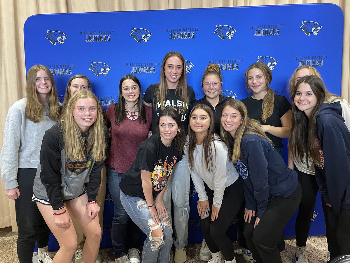 HBJagsoftball's tweet photo. Congratulations to P/1B Chloe Sayre on signing with @WalshUSoftball https://t.co/SA7nel98Yp