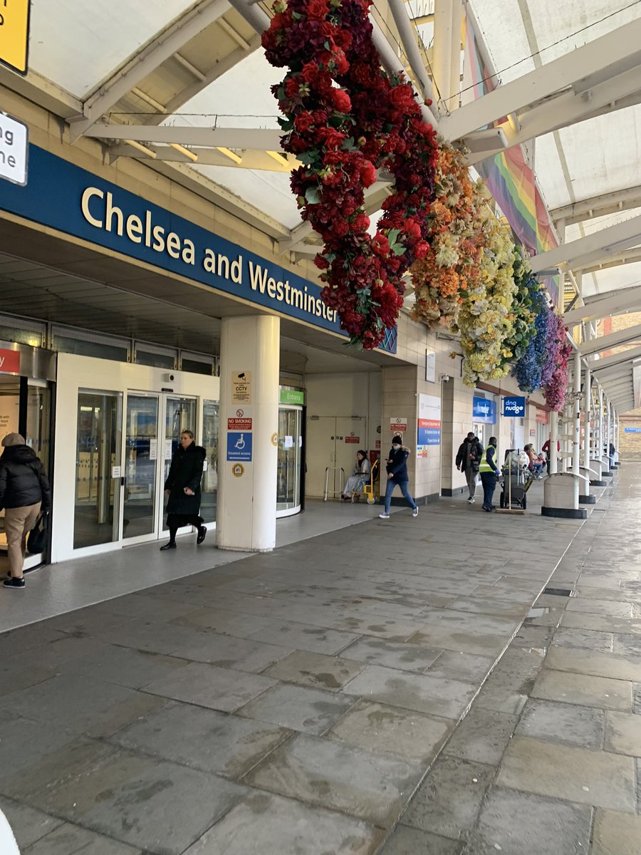 Loving teaching #GIC today <a href="/ChelwestFT/">Chelsea and Westminster Hospital</a>!Two <a href="/KingsCollegeNHS/">King's College NHS</a> resus team members on the faculty building relations and supporting candidates! #NLS #ALS #EPALS #APLS <a href="/ChelwestED/">ChelwestED</a> <a href="/ResusCouncilUK/">Resuscitation Council UK</a> #teamwork <a href="/_ALSG_/">ALSG</a> <a href="/ERC_resus/">ERC - European Resuscitation Council</a>