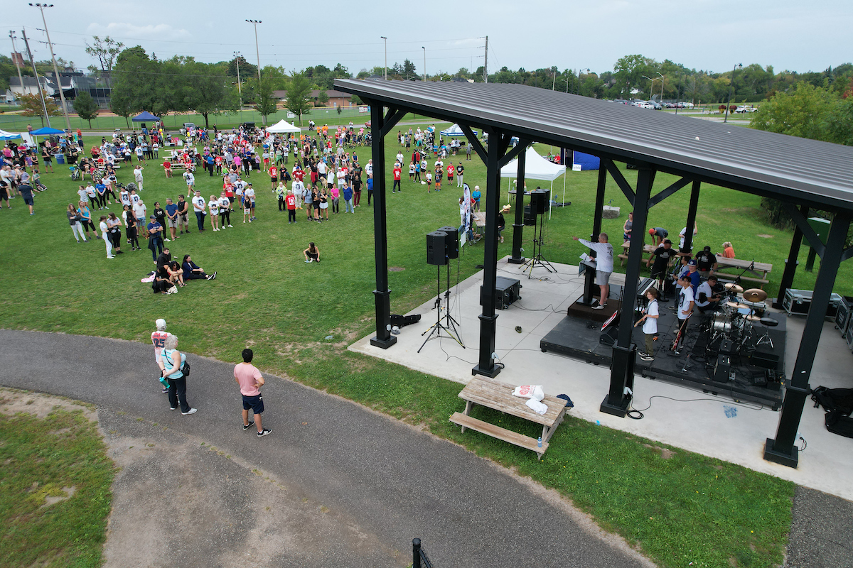 Stouffville TerryFox (@terryfoxrunners) on Twitter photo #Stouffville, you truly are the best
Almost 1,000 of you raised $78,000 – and counting – at the Terry Fox Run in Memorial Park
Check out these amazing photographs by Dennis Hristovski & Ashley van der Walt
Save the date for the 2023 run: Sept. 17.
#terryfoxrun <a href="/TerryFoxCanada/">Terry Fox Foundation</a> #Stouffville, you truly are the best
Almost 1,000 of you raised $78,000 – and counting – at the Terry Fox Run in Memorial Park
Check out these amazing photographs by Dennis Hristovski & Ashley van der Walt
Save the date for the 2023 run: Sept. 17.
#terryfoxrun <a href="/TerryFoxCanada/">Terry Fox Foundation</a>