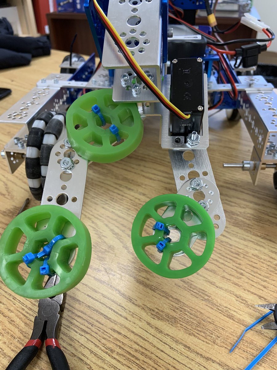 team5672's tweet photo. #team5672 BiabcoShibzhi getting ready prototype testing, code testing. #Maachtadaa. @FTCTeams @CANFIRST @WikyBoardEd #Wiikwemkoong #Anishinabe #Eshkinijig #IndigenousEngineering Miigwech https://t.co/YlBiold6Nk