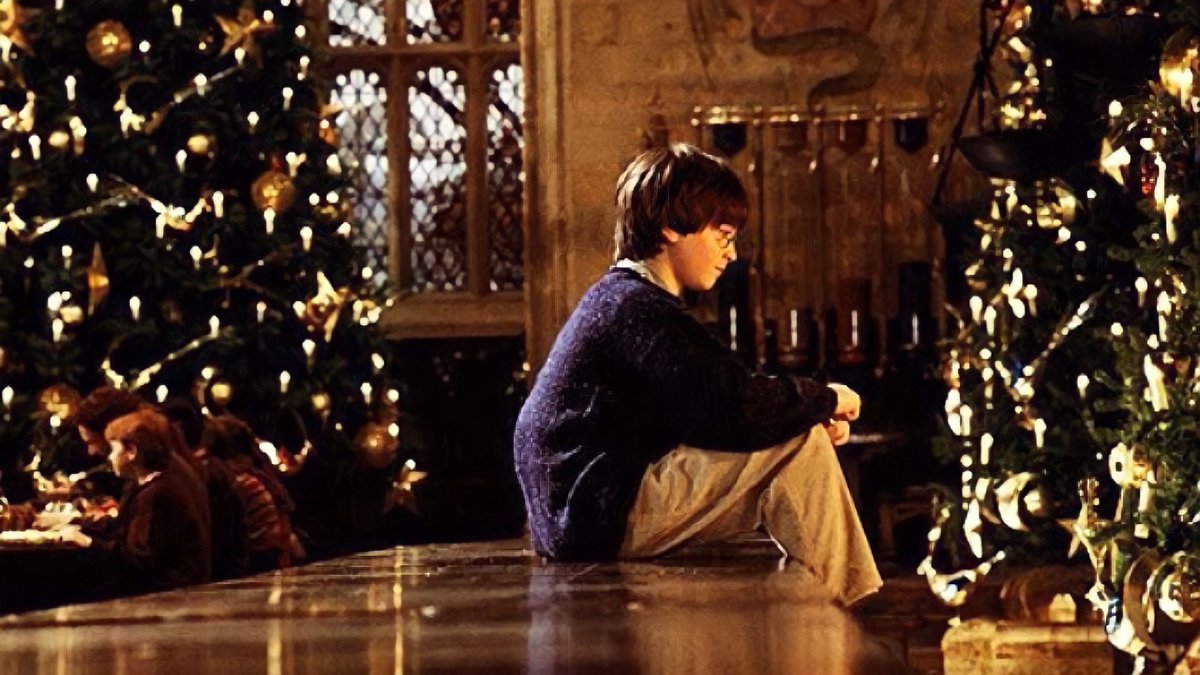 EiProfeta's tweet photo. Es hora de que “Harry Potter y la piedra filosofal” sea considerada una película Navideña. https://t.co/ALzT0oMDfz
