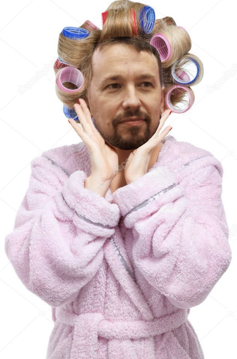 holidayshappy96's tweet photo. #ElCascabel9N El #antes (#JustinBieber) y el #después #SraDownfire), del #newlook del #hambriento y #sediento de #poder #PabloIglesias. #Melilla #Marlaska #Podemos #EEUU #CongresoDeLosDiputados #ComunidadDeMadrid @IdiazAyuso #Madrid #Russian #Ukraine #France #Spain #España https://t.co/ytcA4AlYyx
