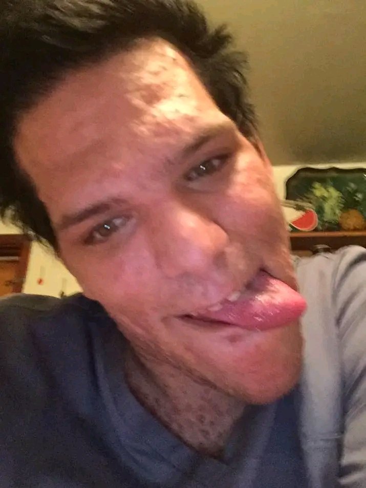 durtyobsession's tweet photo. My handsome best friend @Cards2390 https://t.co/QPDTcXtofe