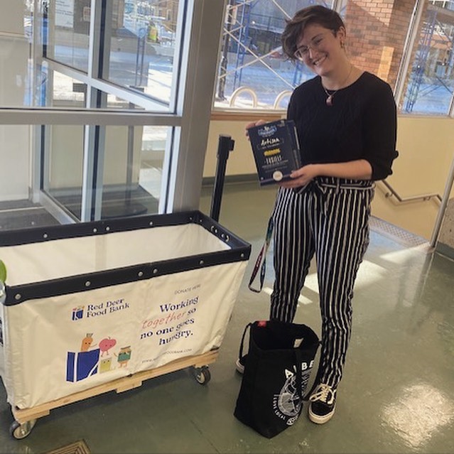 rdpl's tweet photo. Help us help the @ReddeerFoodbank #FeedTheNeed in Red Deer and Central Alberta! From now until Dec. 11, we will be collecting donations of non-perishable food items at all three branches of Red Deer Public Library. Monetary donations are also appreciated. https://t.co/CP9EuK2G2w