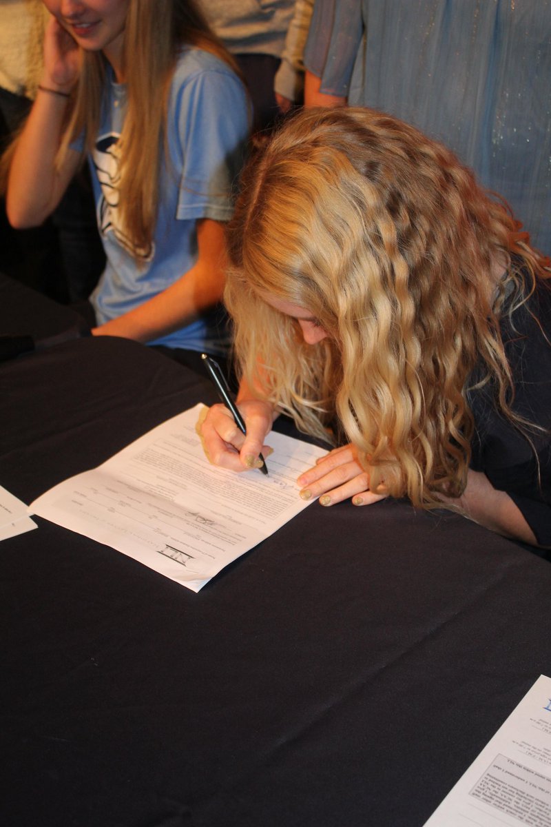 LLcoachJ10's tweet photo. Congratulations to @KaraBrantley2 for signing to continue her playing career @CarsonNewmanVB !! Super proud of all your hard work! Go do big things! #onceaLadyDubalwaysaLadyDub #Igot99problemsbutaliberoaintone https://t.co/L7UPxN48Iq