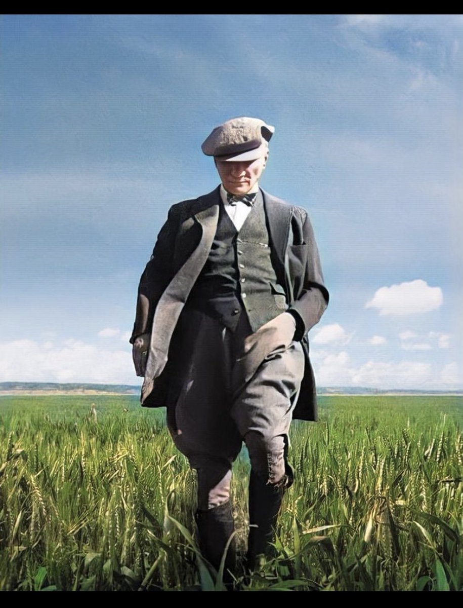 Her geçen gün daha çok özlüyoruz… Nur içinde yat büyük önder #ATATÜRK #10KASIM