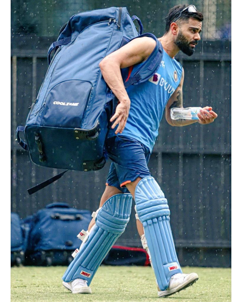 DrGood_Looking's tweet photo. Who Is Best T20 Batsman In World

Like :- Virat Kohli 🇮🇳
Retweet :- Babar Azam 🇵🇰
#ViratKohli𓃵
#INDvsENG
#T20Iworldcup2022
#TeamIndia https://t.co/1MhKN4NyGx