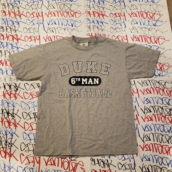 JordanConor5's tweet photo. So good I had to share! Check out all the items I'm loving on @Poshmarkapp #poshmark #fashion #style #shopmycloset #nfl #dukeuniversity #grizzly: https://t.co/1OUqIqHaAd https://t.co/PBgT8YkZ2q