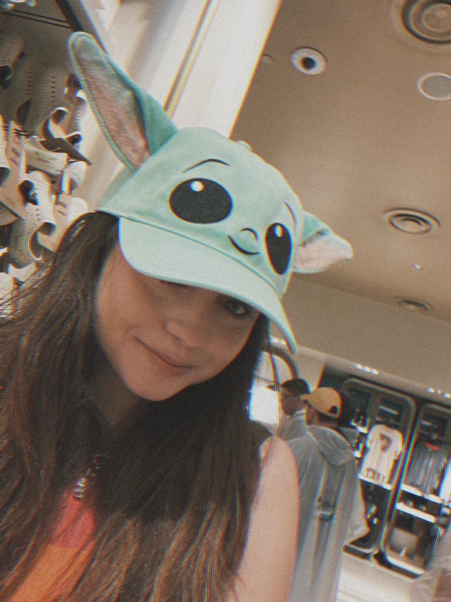 “23 estamos ready para romperla” ✨🔥🖤