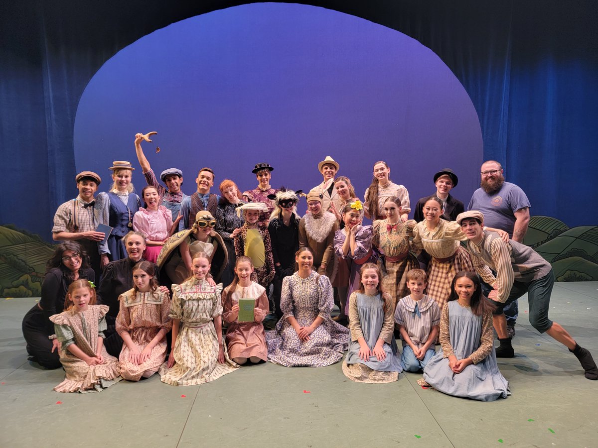 Congrats 2 Ballet Jorgen's wonderful production of Anne of Green Gables, performed last week at Centrepointe Theatre.

Pictured w/cast are ODCS students in cameo roles:

Sena Rose (turtle &amp; a village girl), &amp; Taisa, Katherine &amp; James, who danced roles as village children! #ballet