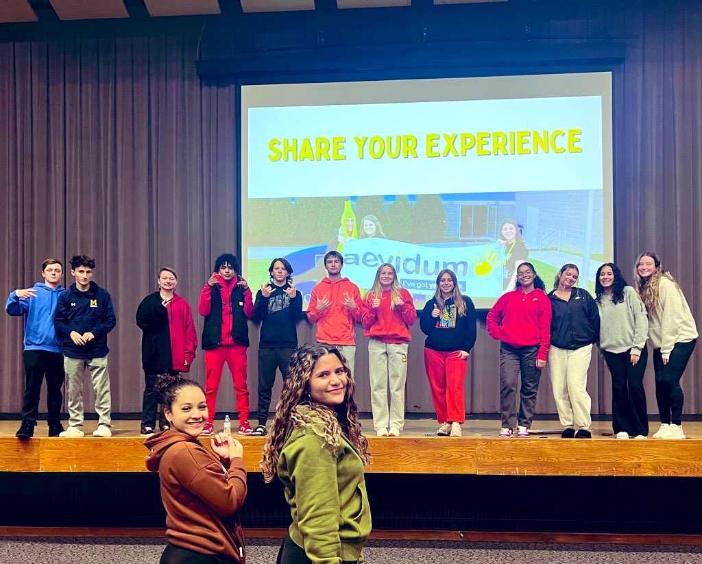 heydt_lauren's tweet photo. Today our INCREDIBLE students participated in a mental health awareness training 💙💛 Tomorrow MSD is hosting Aevidum's peer-to-peer mental health &amp; suicide prevention conference, &amp; our students get to host and lead 150 students in Berks County. SO proud. @muhlsd @MuhlHighSchool https://t.co/i2sQ59eto5