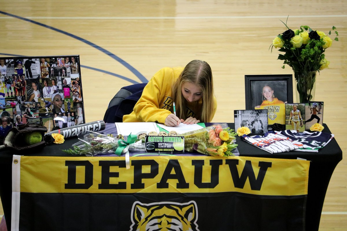 ✨Officially a Tiger!✨ 
<a href="/DePauwSoftball/">DePauw Softball</a> <a href="/TigerPrideAD/">Stevie Baker-Watson</a>