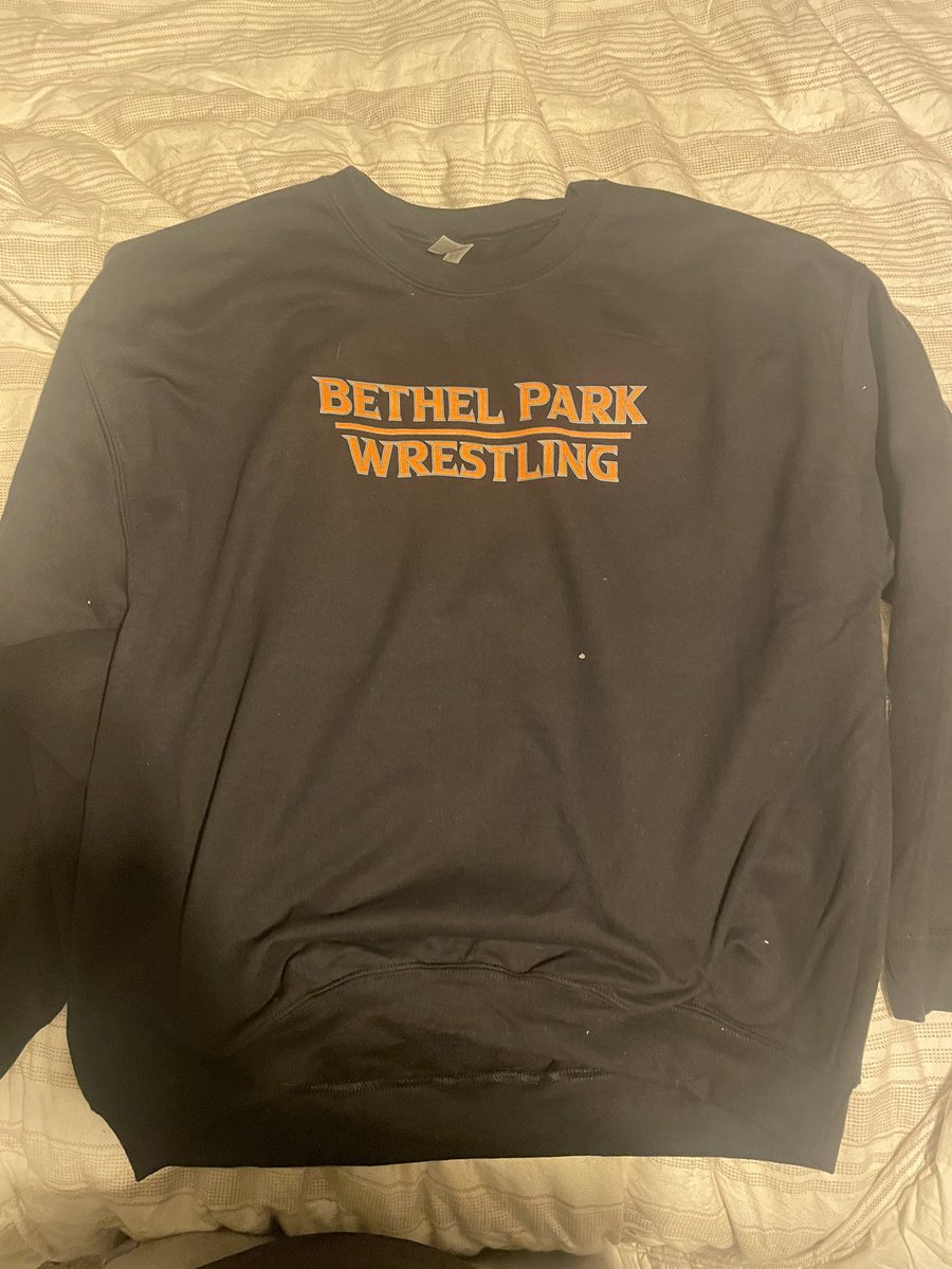 wrestlingbphs's tweet photo. The Black Hawks received their gear this evening! Changing it up from logo to practice gear to singlets to warm ups! Huge thank you to Michael McClure and Branded Threads for the gear! #lookgoodwrestlegood #TrainWorkWin #bpwrestling https://t.co/22bZHw2UHt