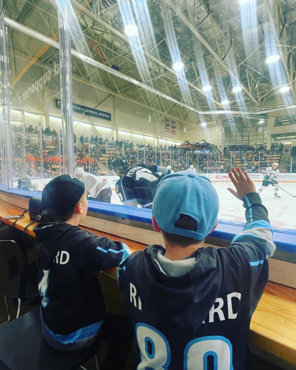 KrystaRichard19's tweet photo. @WHLWpgICE Junior Skater! 
#WeWantPancakes https://t.co/jfjUdUpwjL