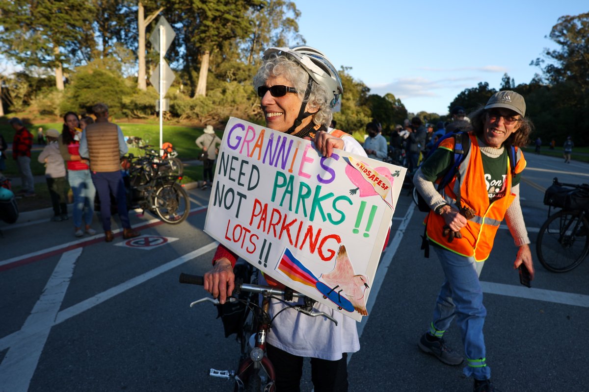 sfstandard's tweet photo. Party in Golden Gate Park: Skaters, Cyclists Celebrate JFK Driveโs Permanent Car-Free Status
Read more: https://t.co/0hrlX8sRmH https://t.co/YsI0UhbXlG