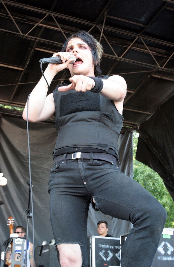 everyhourgerard's tweet image. 