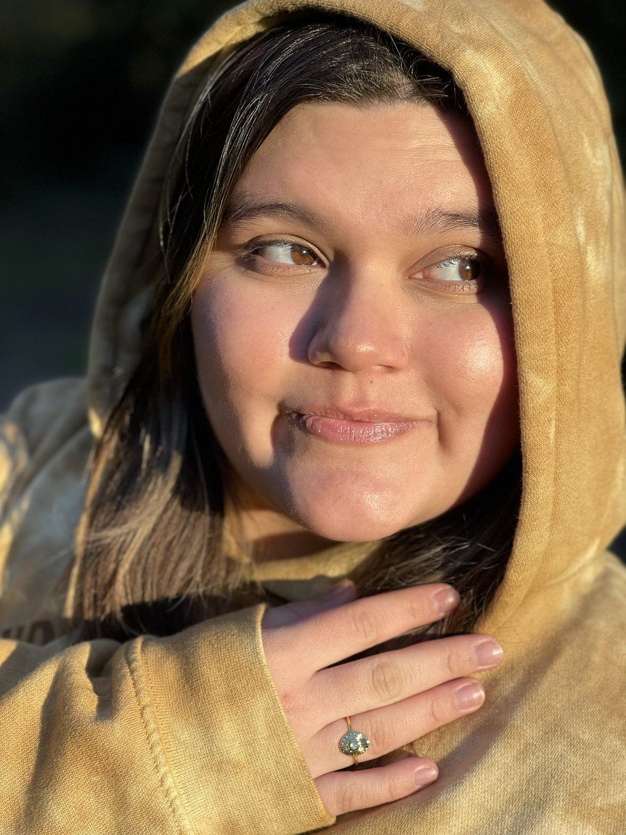 MistyUGC's tweet photo. Here’s a few photos I took for Pura Vida for their fall collection 💛 #ugc #ugccreators #ugccreator #clothing #fashion #puravida #jewelry #beauty https://t.co/jq5OGb3awK