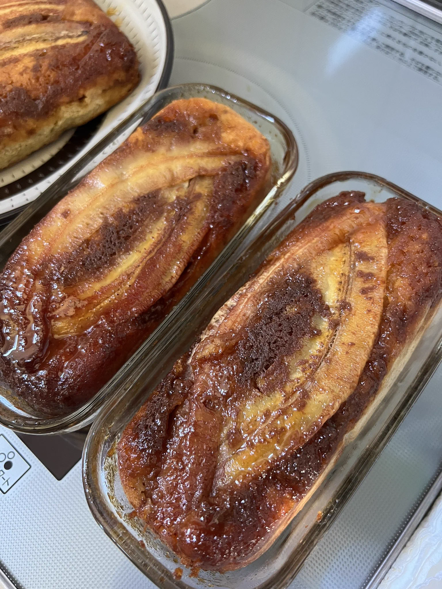 ストレス発散に、えもじょわさんのレシピ参考にケーキ作り。めっちゃ美味しい🥰　さすがのレシピ
#キャラメルバナナケーキ
#えもじょわ
#中のナッツとカラメルがいい味出してる  