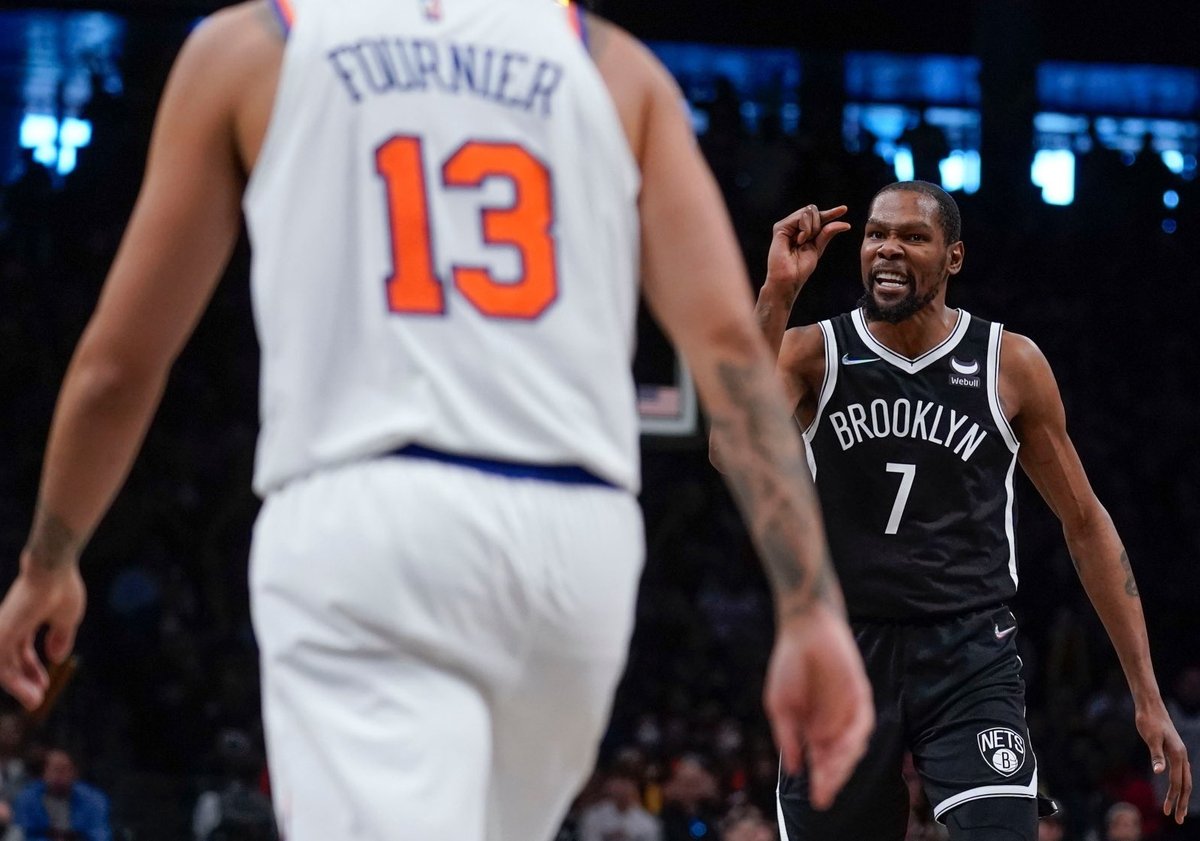 Nets247I's tweet photo. Tripla-doppia per Durant: i Nets stravincono il primo derby di New York 

➡️ https://t.co/gVtEMtvpx3

#NetsWorld #NetsvsKnicks https://t.co/6fEODFaqtI