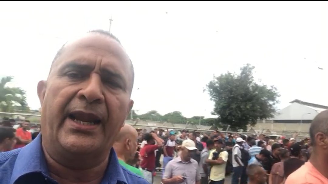 Portutvnoticia's tweet photo. Caficultor del Mcpo Morán Félix Saavedra informo sobre los precios acordados en la Asamblea en la #CVC este #08Nov el Min Agricultura y  Tierras Wilmar Castro autorizó los siguientes costos 
Café de baja calidad 190$
El natural bueno 220$ y el lavado, el lavado 240$ https://t.co/7rpphVoPGa