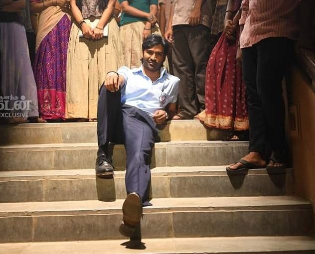 priangkaea's tweet photo. #Dhanush in #Sir #Vaathi Anandha Vikatan Stills 😍😍♥️♥️
#MyHero 🥰 #SIRFirstSingle dropping today! #VaathiStillsFromAV #Vaavaathi #Masteru #VaathiComing https://t.co/JmLmWvNhNs