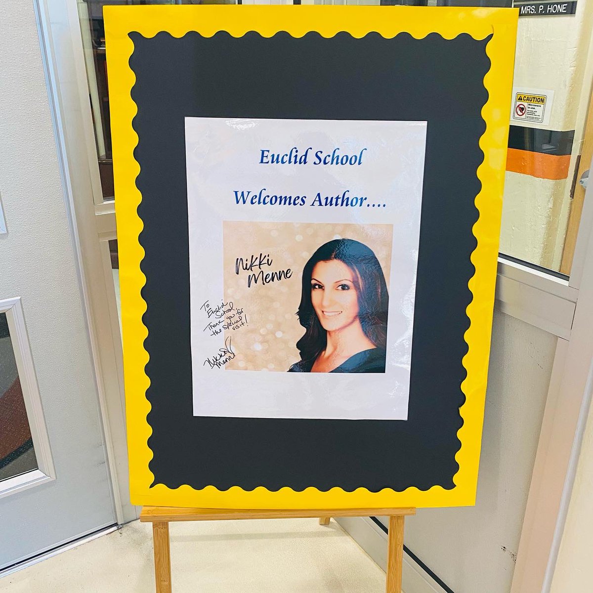 nikmenne's tweet photo. So today was another EXTREMELY special author visit for me.I went back to my very own elementary school to speak &amp; share #FreedomCleared for Veterans Day. Mrs Chiu you went above &amp; Principal Sickels thank you for having me &amp; for your service to our country. @HHEuclid #VeteransDay https://t.co/3ROSf5SoeJ